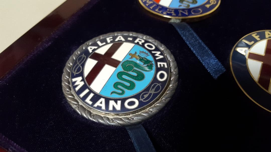 ★Alfa Romeo アルファロメオ★歴代 エンブレム コレクション