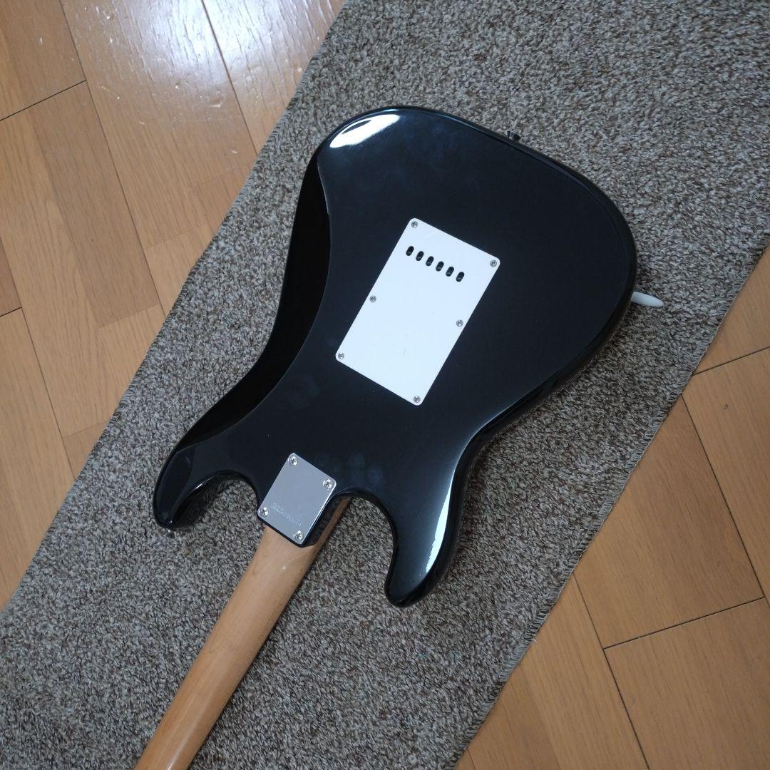 Fernandes ストラトタイプ エレキギター