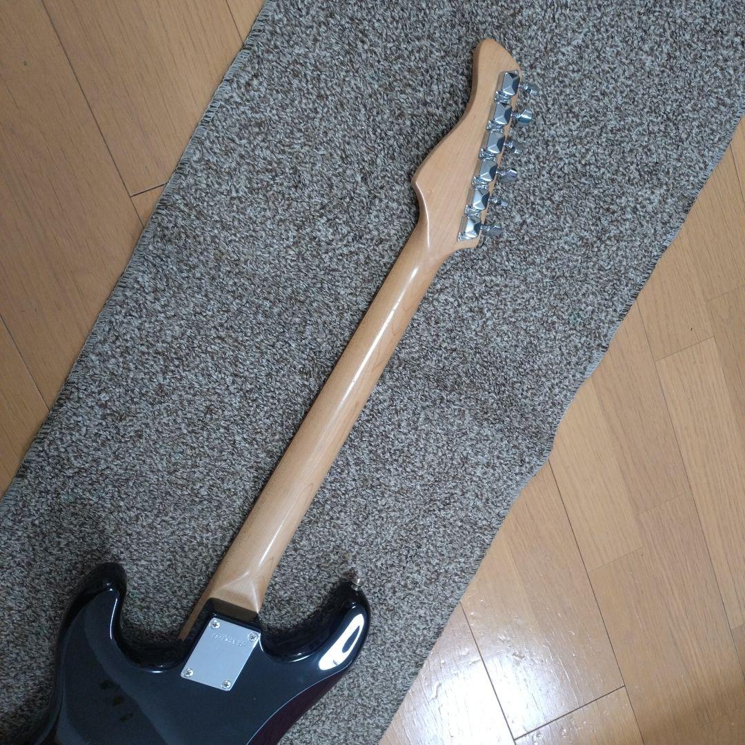Fernandes ストラトタイプ エレキギター