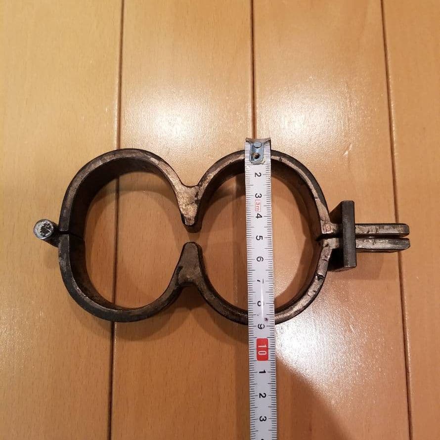 江戸時代の手枷 足枷　手錠を再現した近代製のモノです！！