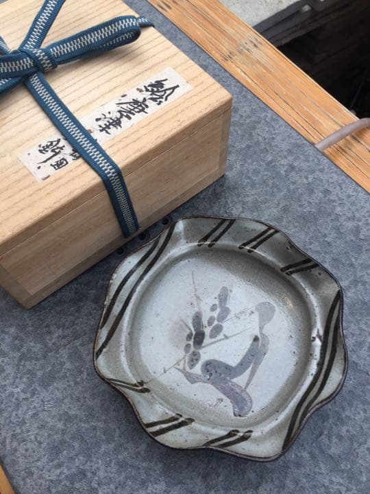 桃山時代 伝世品 古唐津 絵唐津 美人絵 茶碗 茶皿 図柄珍品 木箱付