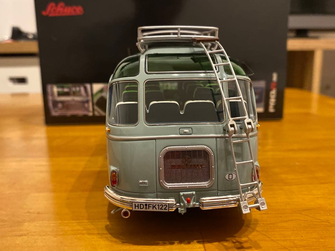 Schuco Setra S6 Kässbohrer Falke 1/32