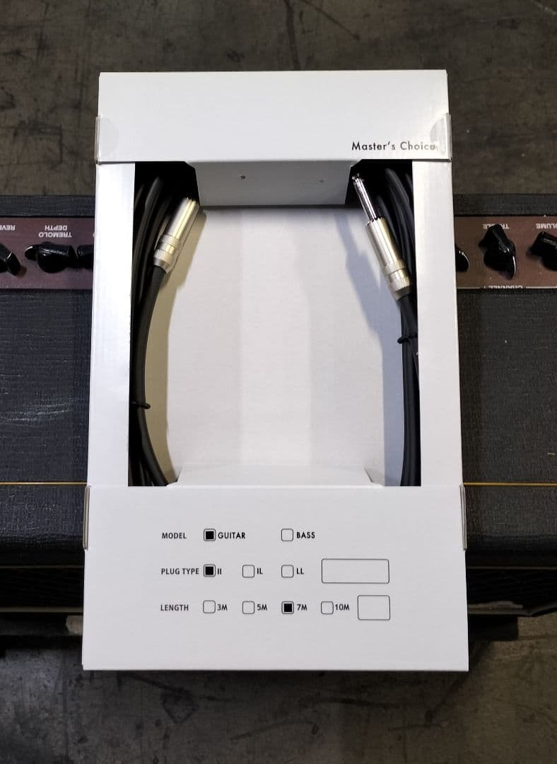 エレキギター ストラトキャスター 新品シールドのおまけ付きw/ケース