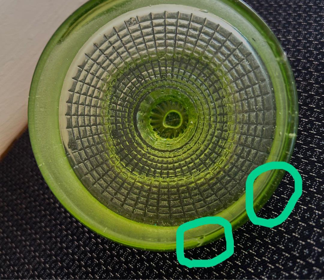 ウランガラス