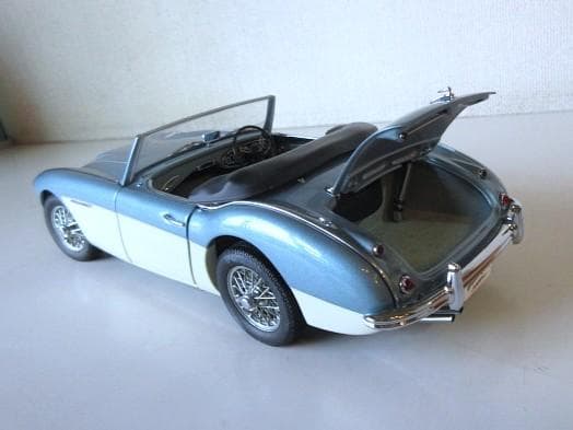 PYOMAROさん専用 オートアート1/18 オースチンヒーレー 3000MKⅠ