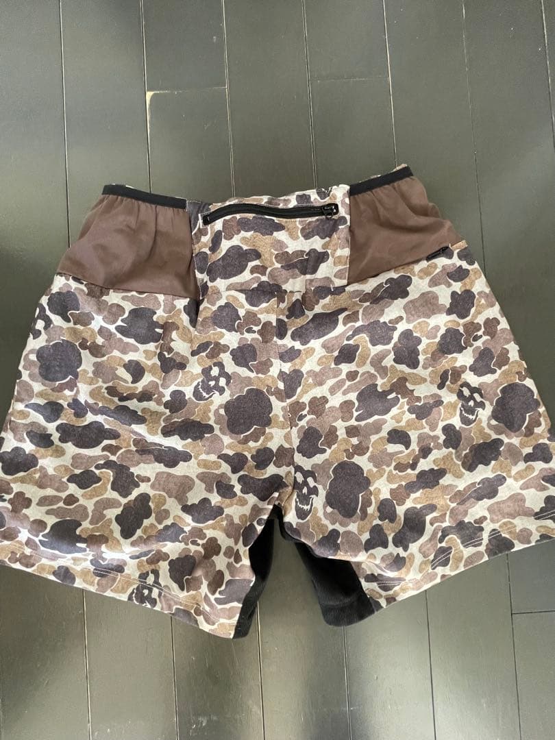エルドレッソ　eldoresoカモ柄ショートパンツ Mサイズ