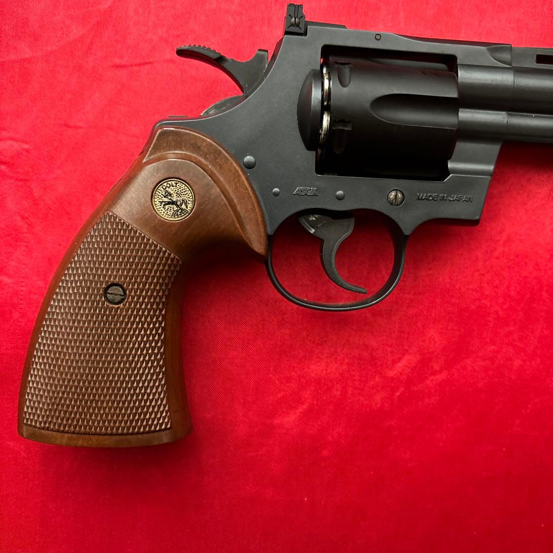 東京マルイ　コルトパイソン　357マグナム4インチ　24連射ガスリボルバー