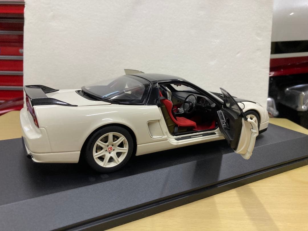 NSXタイプR 1/18