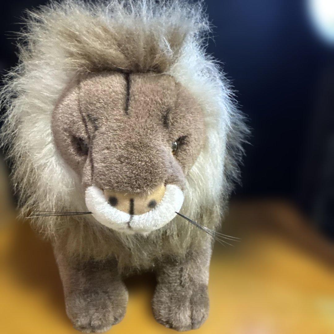 ナカジマコーポレーション製ライオンとゾウのぬいぐるみセット