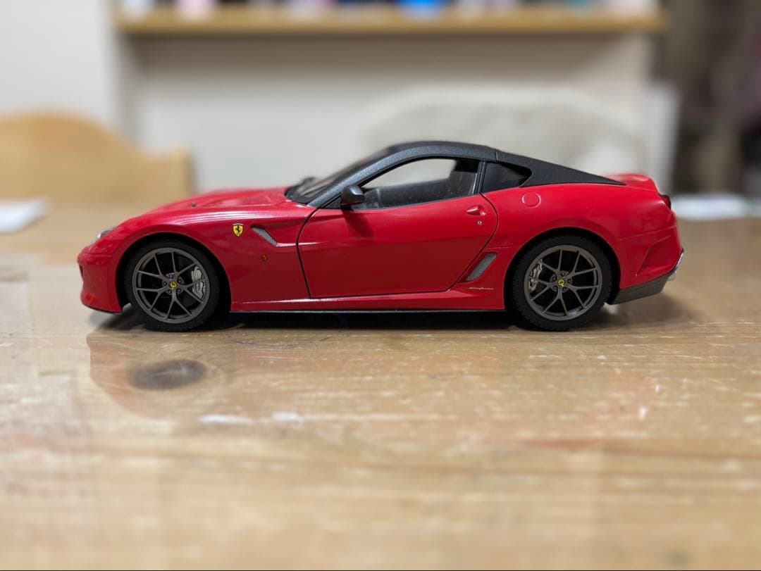 Hot wheels 1/18 フェラーリ 599 GTO