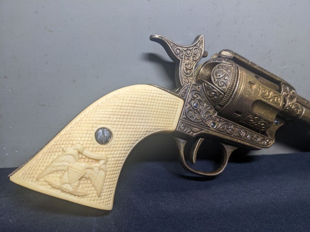 DENIX デニックス COLT ピースメーカーSAA 装飾銃