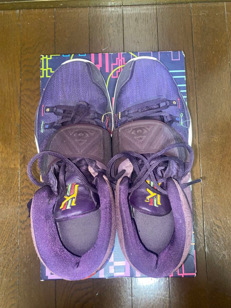 NIKE KYRIE 6（カイリー6）エンライトメント　パープル/ホワイト