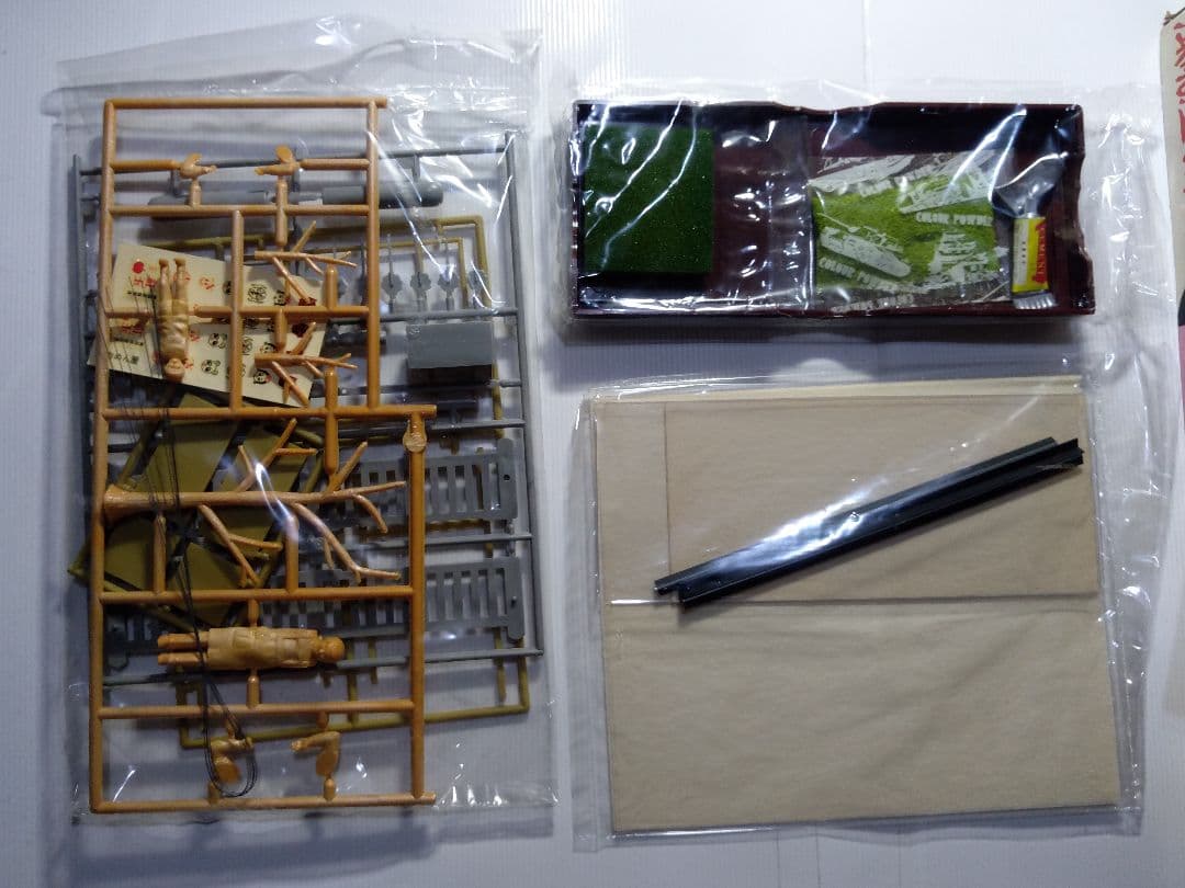 古典風俗縁日シリーズ　風船屋・お面屋　プラモデル
