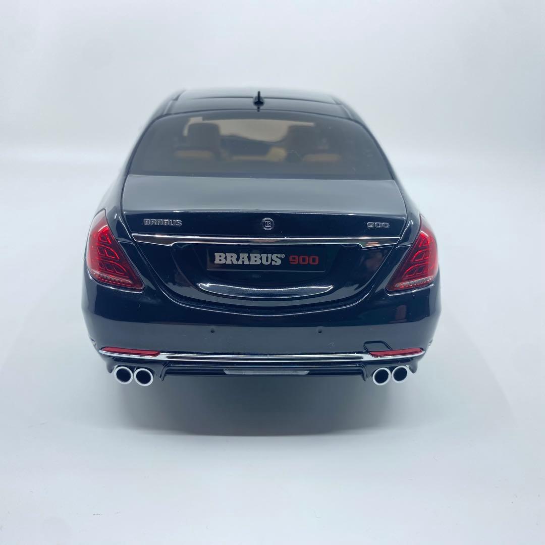 1/18 メルセデスマイバッハ BRABUS 900 Almost Real