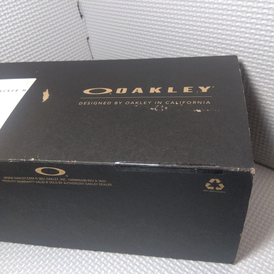 ​【新品】オークリー Flight Tracker M