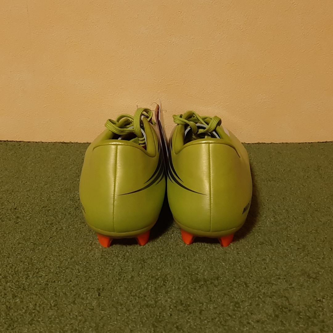 新品 サッカースパイク ナイキ マーキュリアル ミラクル HG 25.5cm