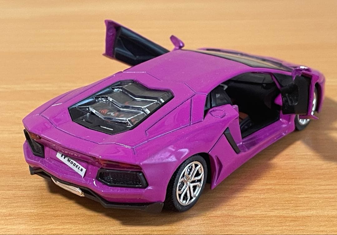 北箱　ミニカーランボルギーニ アヴェンタドール パープル