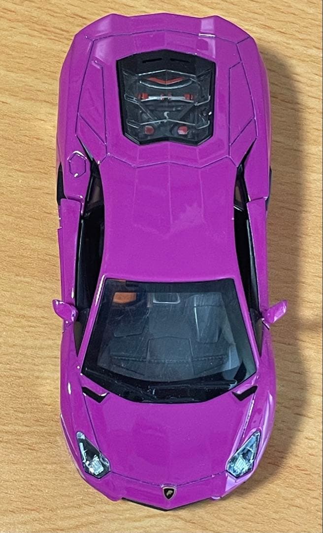 北箱　ミニカーランボルギーニ アヴェンタドール パープル