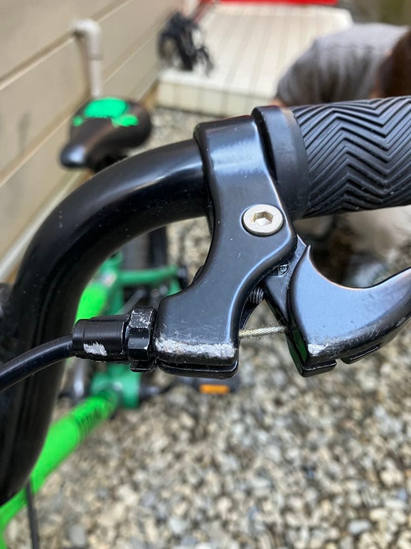Mon BMX 自転車 緑/黒　16インチ