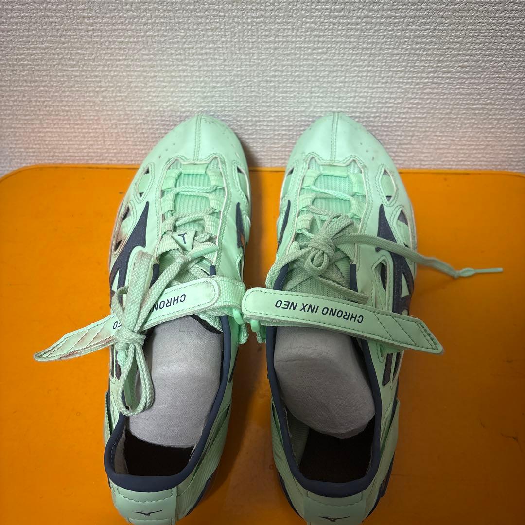 ミズノ　クロノインクスネオ　26.5cm
