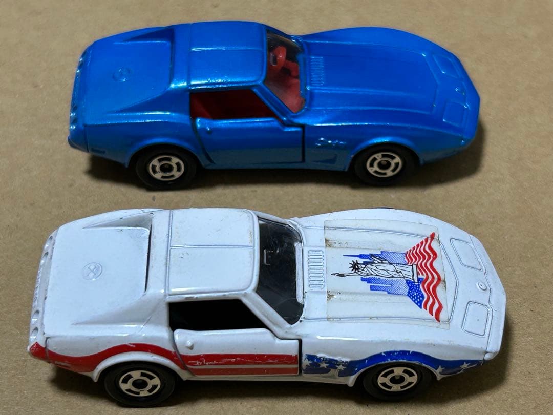 トミカ シボレーコルベットスティングレイ 2台セット