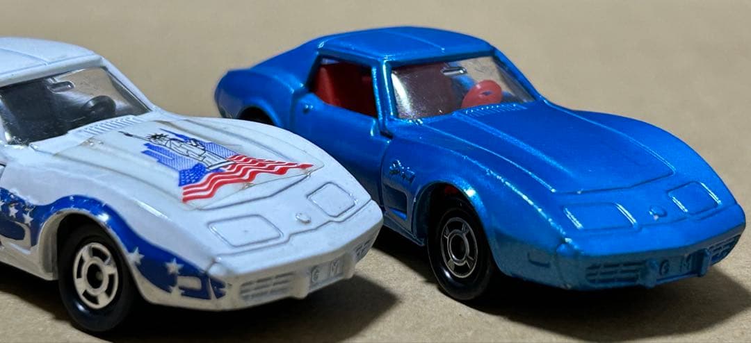 トミカ シボレーコルベットスティングレイ 2台セット