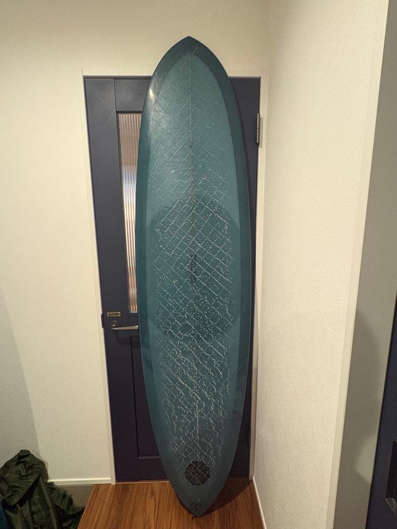 ミッドレングスサーフボード7'0\"