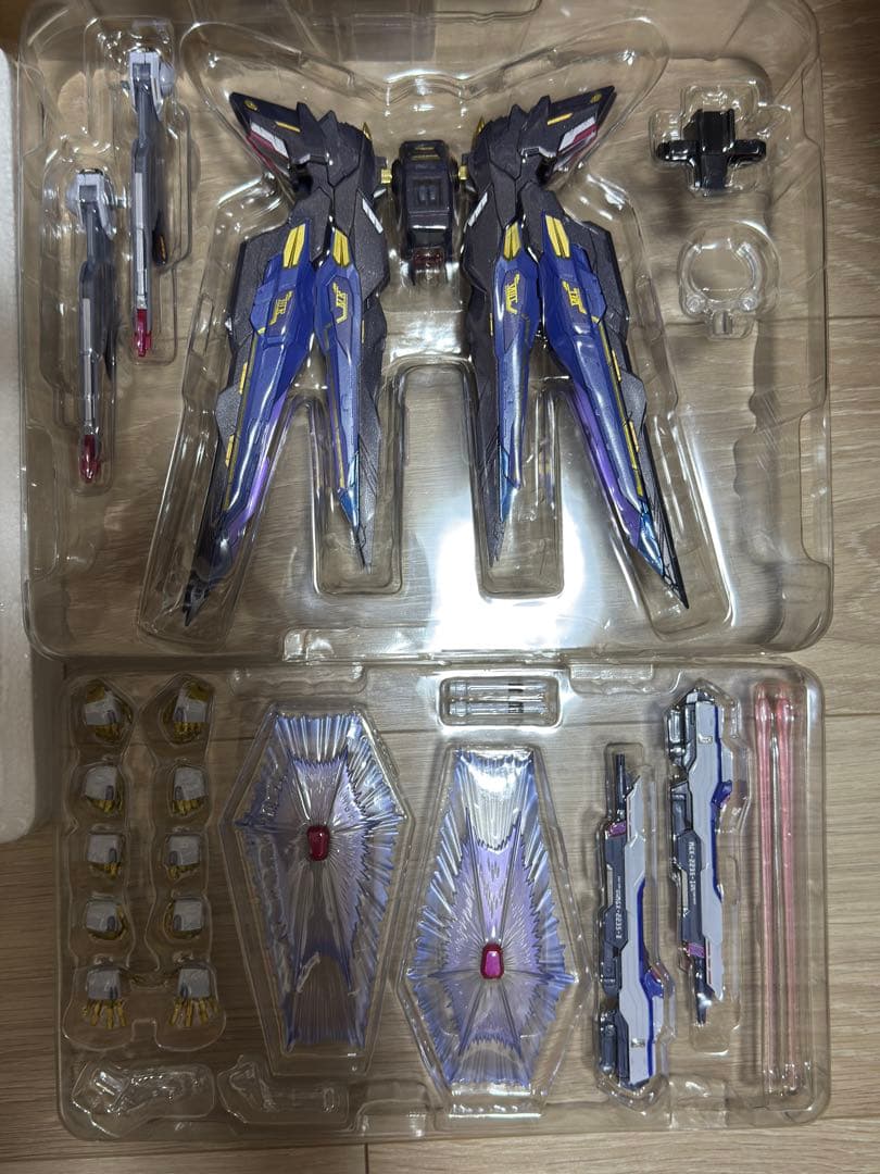 メタルビルド ストライクフリーダムガンダム 2024 & 光の翼