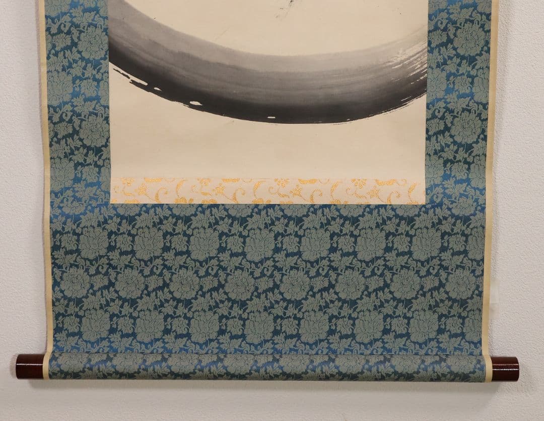 【真作】臨済宗国泰寺派管長 稲葉心田 達磨 不倒翁 画賛 紙本 掛軸 茶掛 合箱