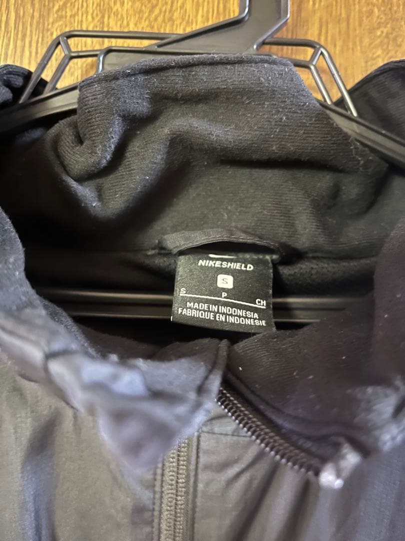 ナイキ STORM FIT 1 SQUAD SHIELD ジャケット Sサイズ