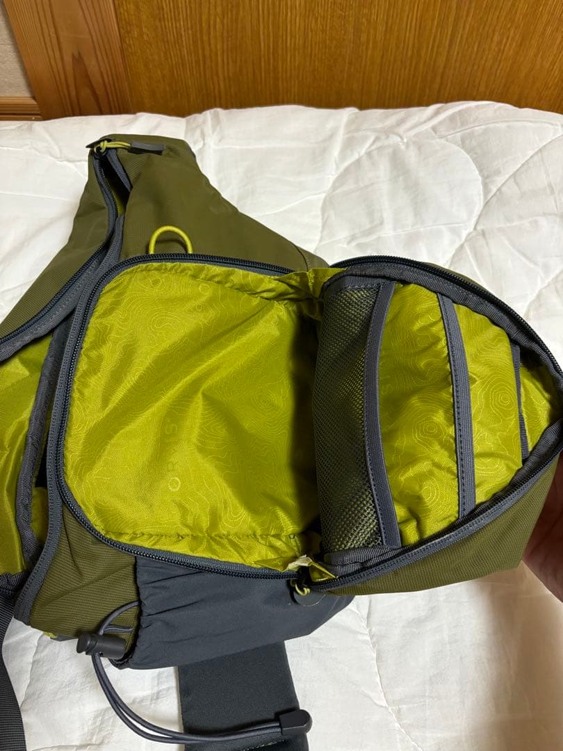 ORVIS スリングバッグ オリーブグリーン
