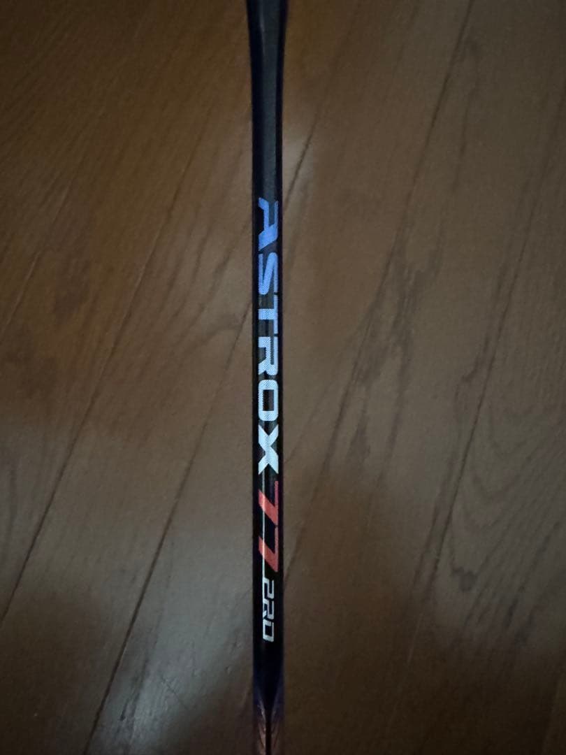 ASTROX 77 PRO バドミントンラケット