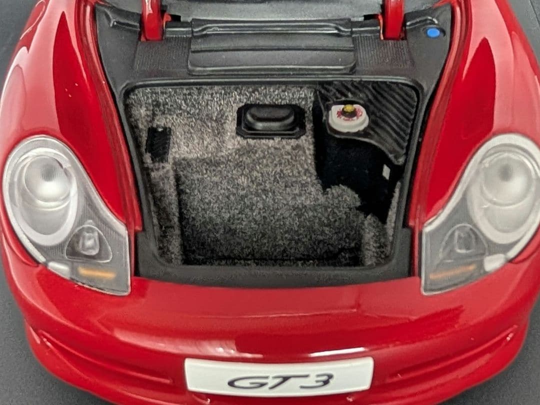 オートアート 1/18 ポルシェ 911 (996) GT3 レッド