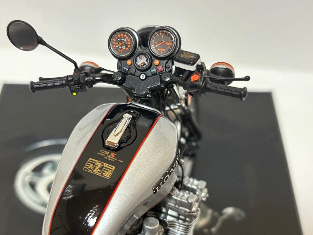 翡*翠様 ミニチャンプスMINICHAMPS 1/12 HONDA CBX100
