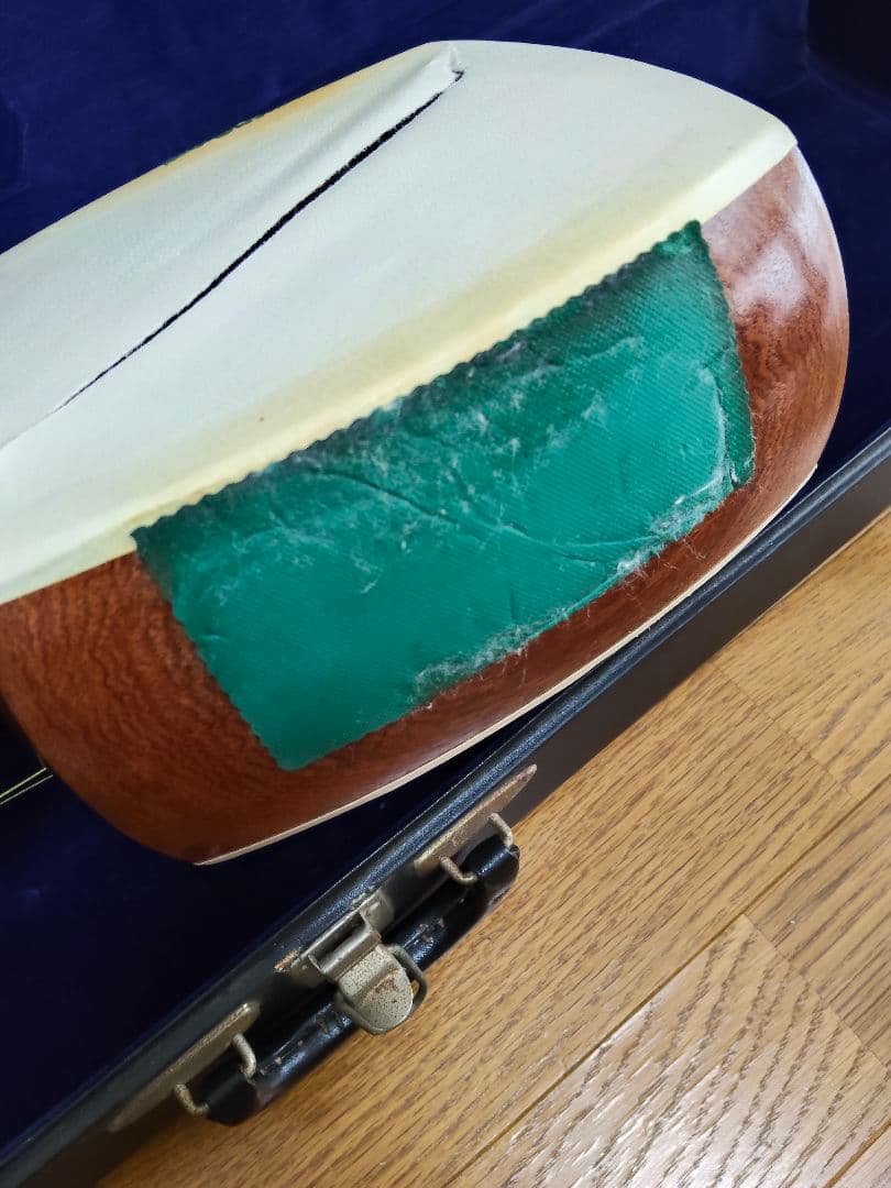 三味線　細棹　ハードケース付き　年代物　ヴィンテージ　昭和