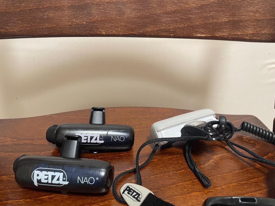 Petzl NAO ヘッドランプ 充電式