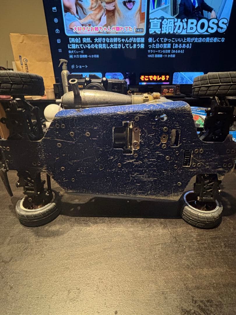 専用京商1/10Calsonic Nissan ラジコンカー ガソリンエンジン