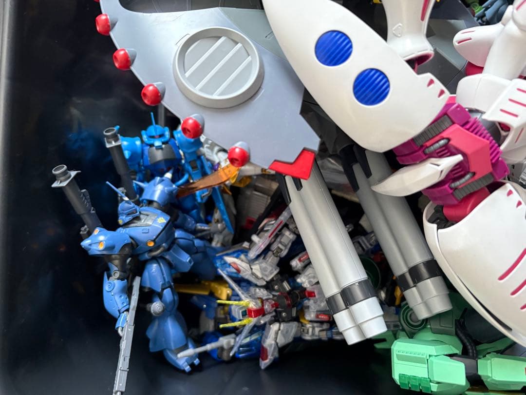 [値下げ交渉可能]ガンプラ 大量まとめ売り 約40体以上サザビー Hi-ν 他