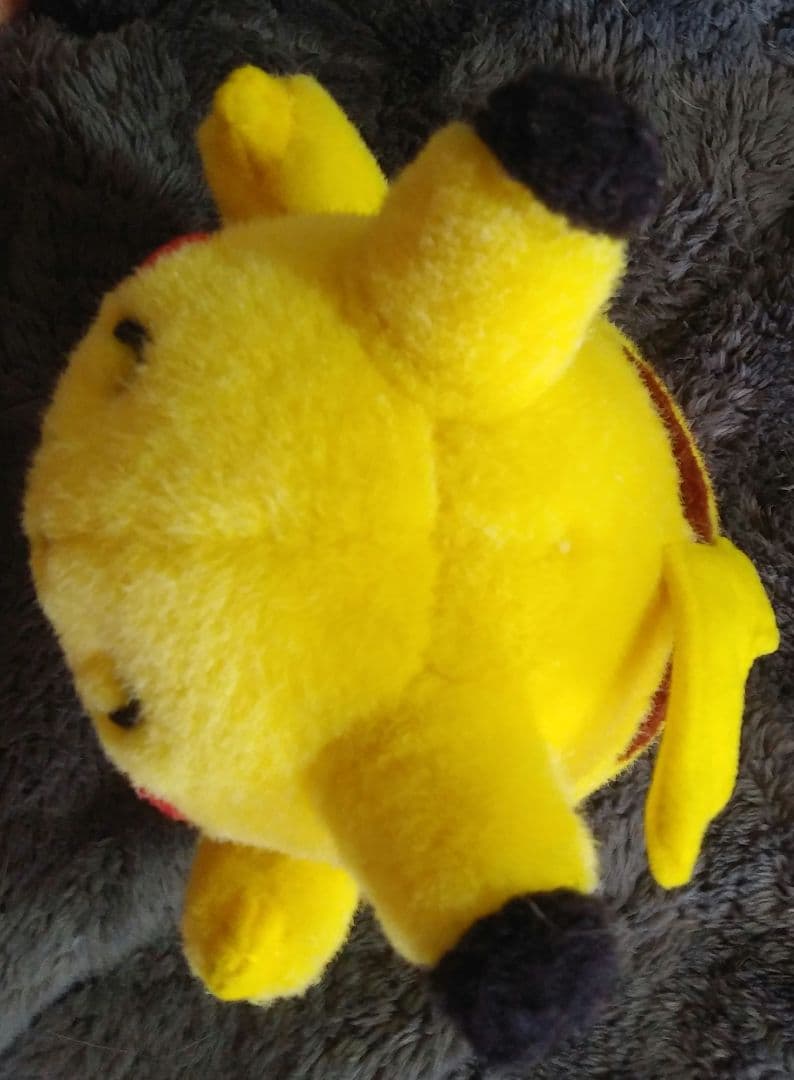 ポケモン　ばんざいピカチュウ ぬいぐるみ TOMY　レトロ　Pokemon レア