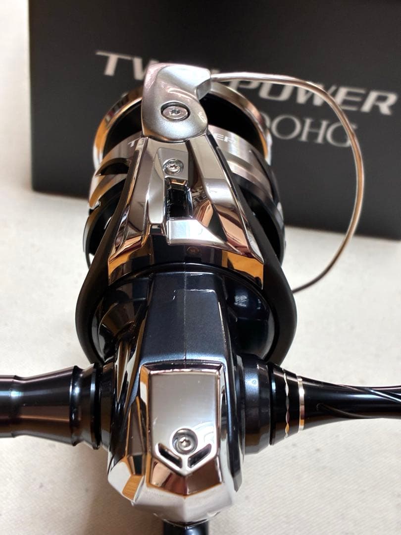 ゴ*ロ様 【美品】シマノ スピニングリール 21ツインパワーSW 6000HG【