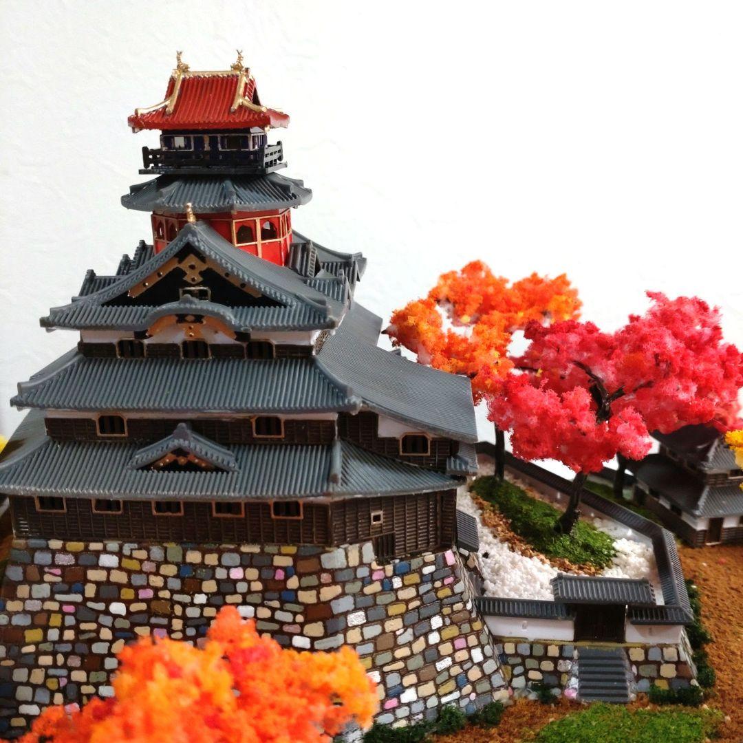 安土城　プラモデル　組立済完成品　秋（紅葉）バージョン