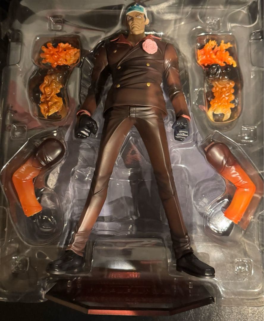 初版品！ワンピース 赤犬 サカズキ P.O.P 海軍本部大将 フィギュア