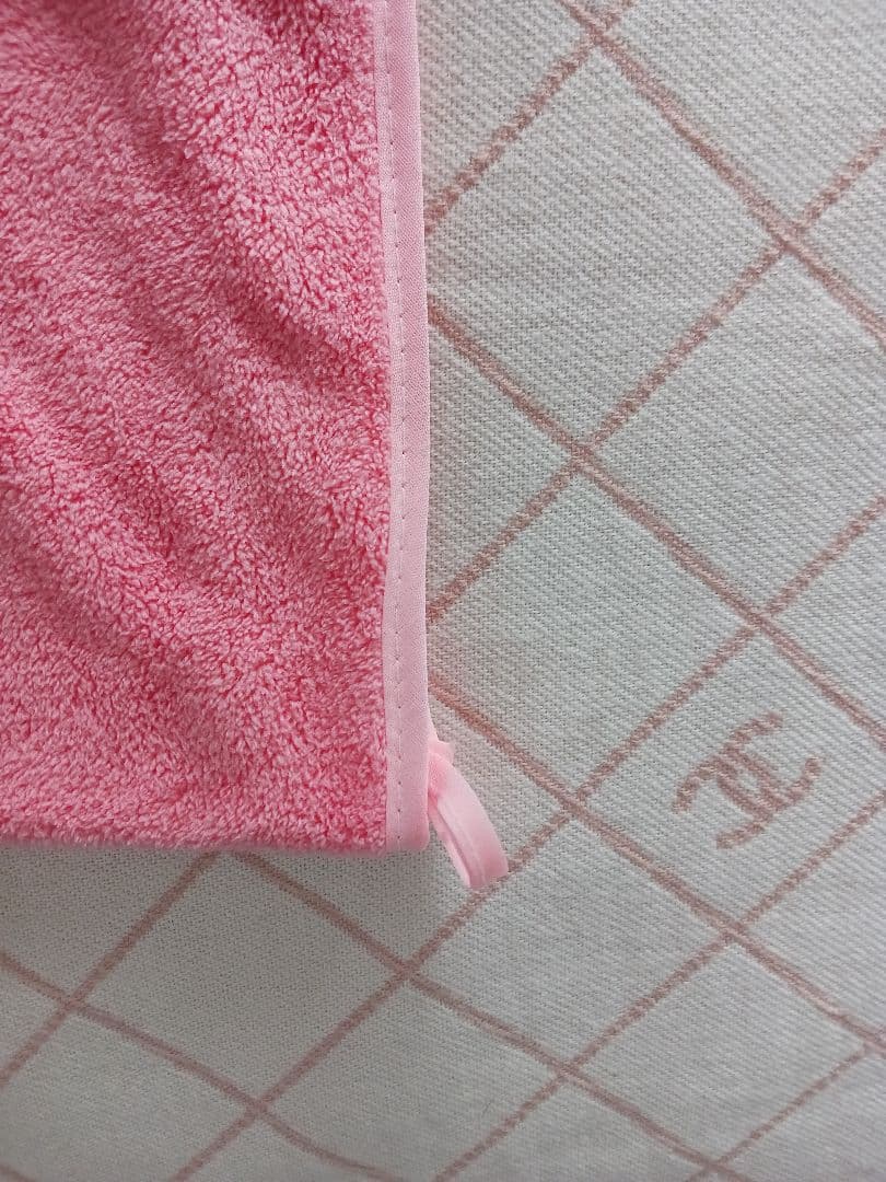 HERMESふわふわ上質素材 ピンクバスタオル（大）美品.