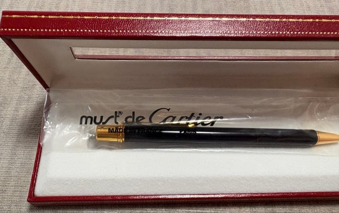 カルティエCartier ボールペン黒