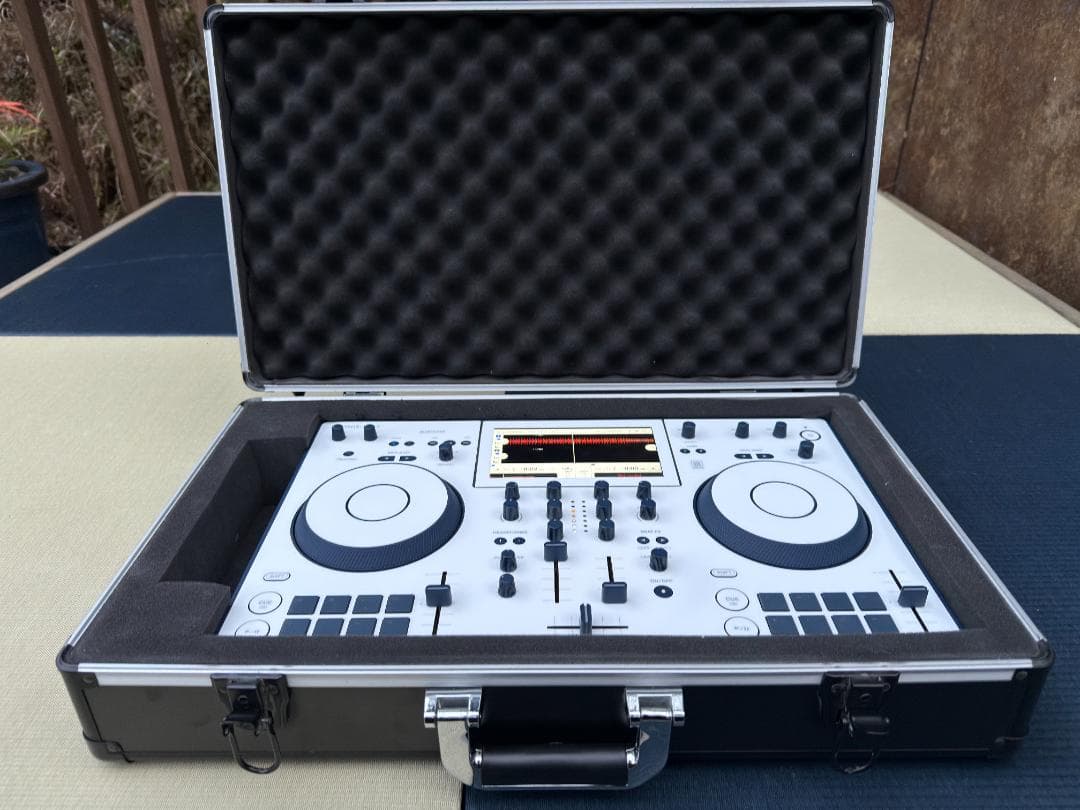 【美品｜ケース付】 OMNIS-DUO｜バッテリー駆動・スタンドアロンDJ