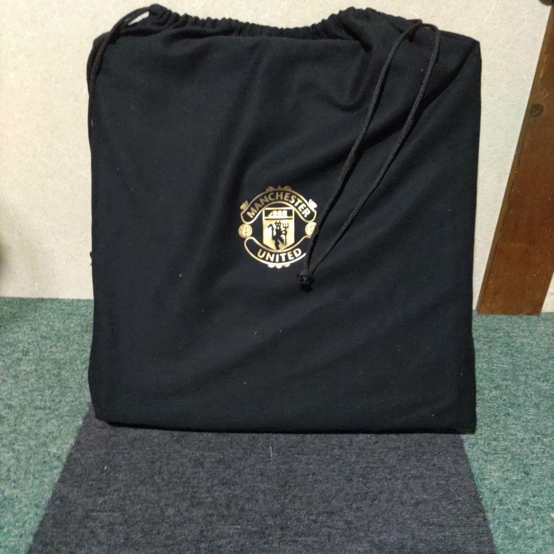 孫正義さんが所持していた世界に1つのネーム入りユニホームになります。