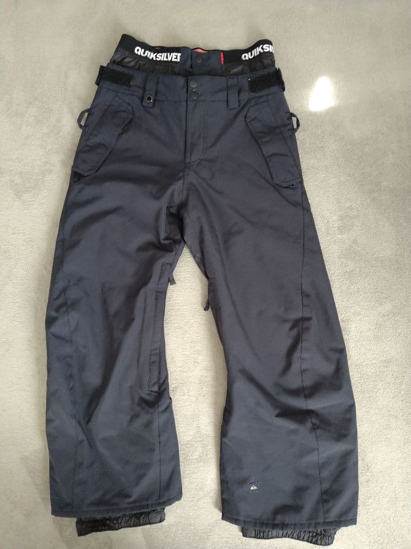BURTON　 QUICKSILVER 子ども用スノーボード上下ウェアセット