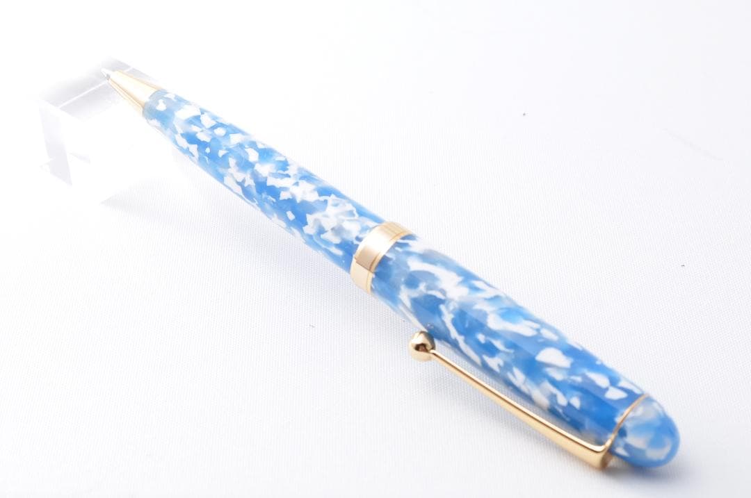 新品✨ ハンドメイド　ボールペン 大西製作所 手作り 【空色】