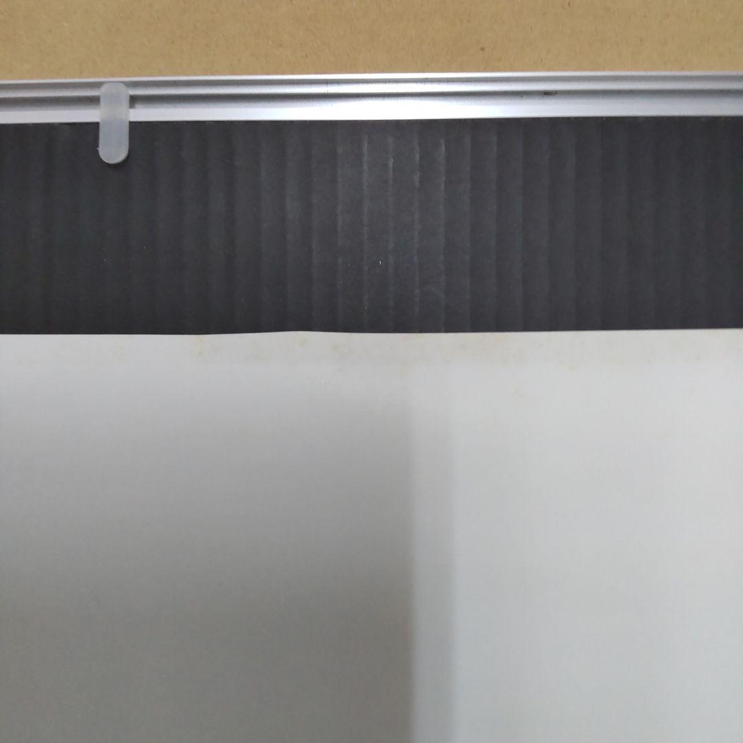非売品未使用告知用B2ポスター迷宮物語（巻き癖細な巻き皺裏面上部僅かな汚れあり)