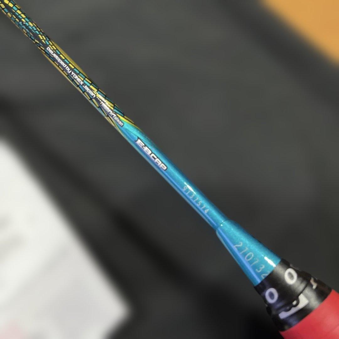 ヨネックス バドミントンラケット　アストロクス88Sゲーム